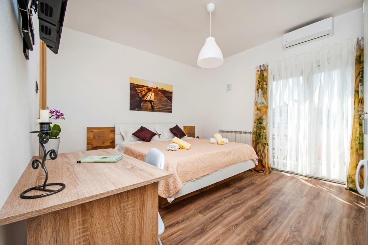 Rooms Mariana Rovinj Exterior foto